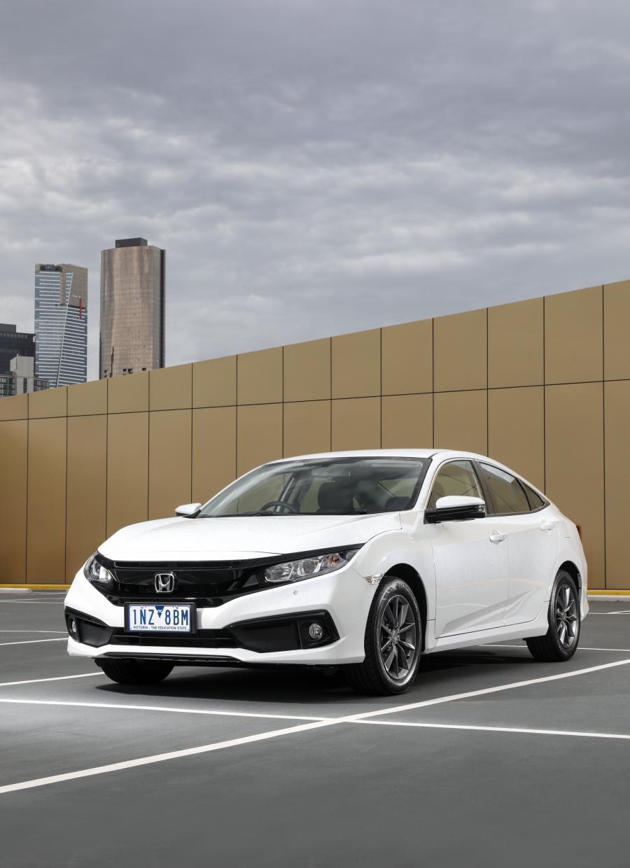  Honda Civic VTi-S Sedan (FC) 2019 года  (AU) (фото 8 из 28)